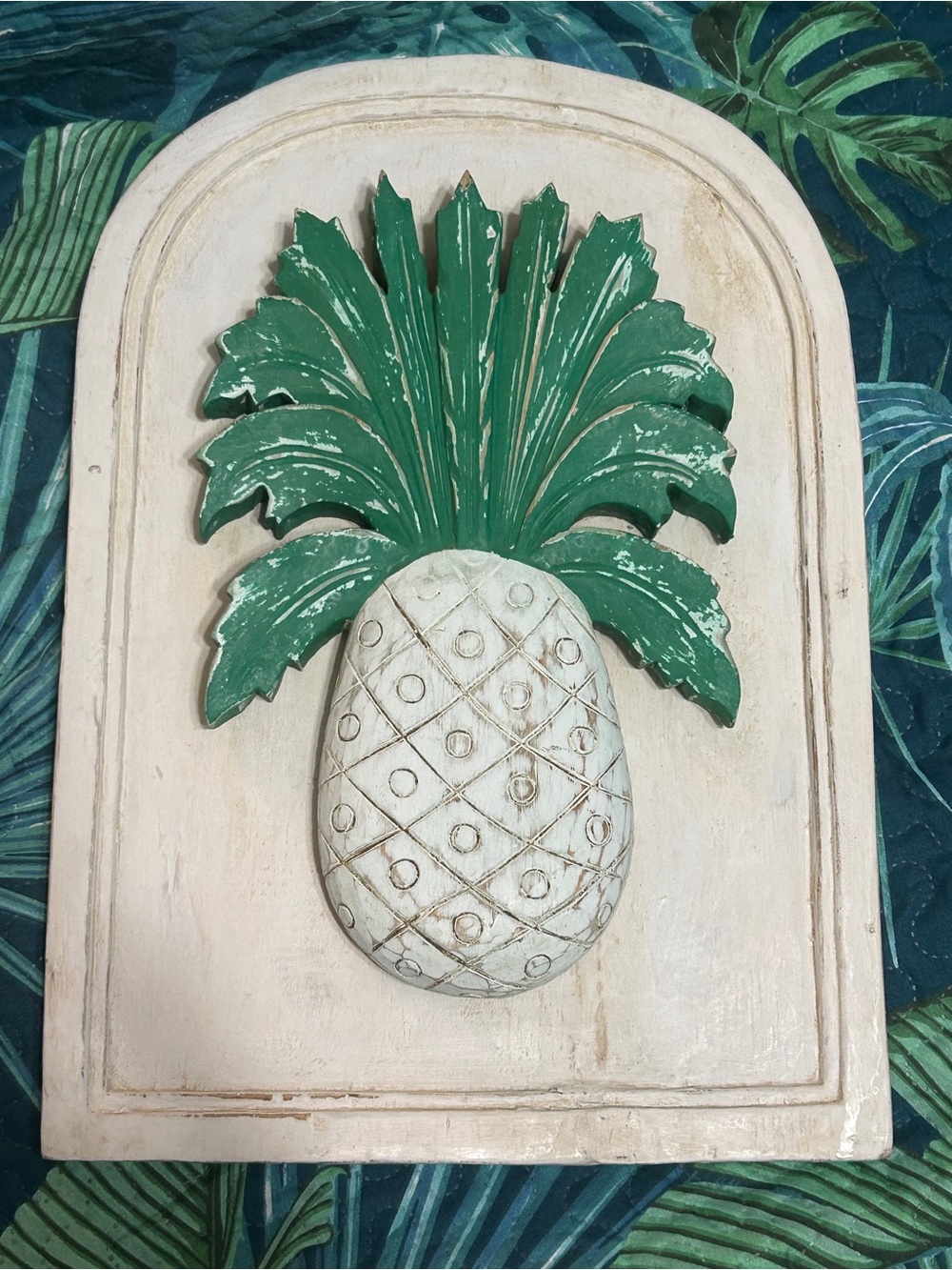 Tommy Bahama Hospitality Plaque